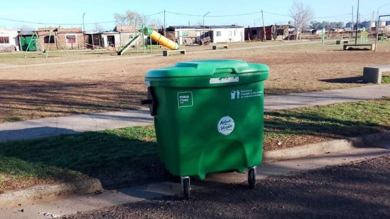 Barrios Tupac Amaru y La Lomita se suman al programa de contenedores verdes