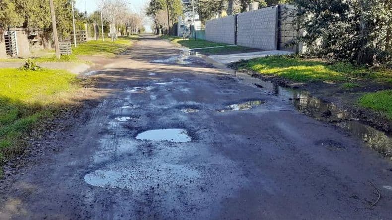 Vecinos del barrio Aeroclub reclaman mejoras y mantenimiento del sector
