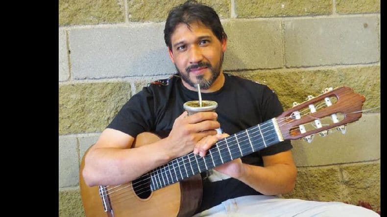 Fernando Morales: “En mis letras están el monte, el río y los personajes”