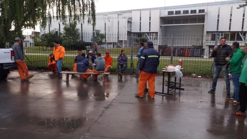 El Municipio adelantó que hará "una propuesta salarial superadora" a los empleados