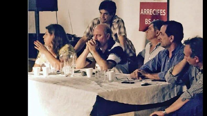 Radicales de la región en asamblea permanente tras la Convención nacional