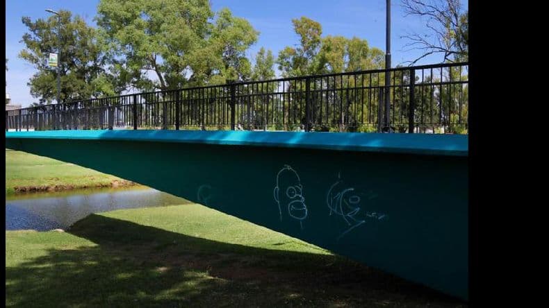 El precio del vandalismo: reparar los daños cuesta tiempo y dinero