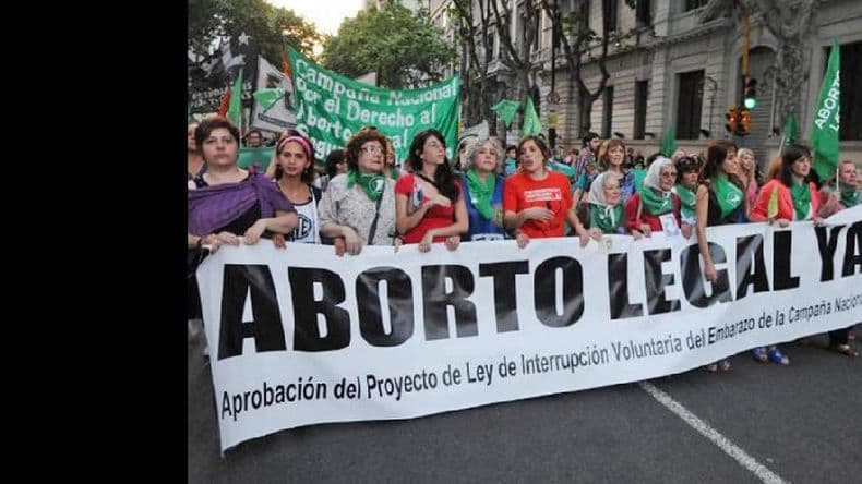 Cambiemos acepta debatir el aborto, pero rechaza la sesión especial del 8 de marzo