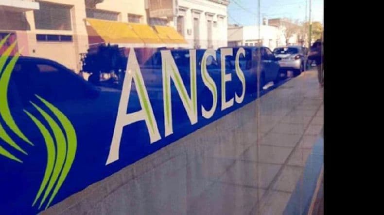 Aumento a jubilados: ¿Cuánto pasarán a cobrar los beneficiarios de la AUH y otras pensiones?