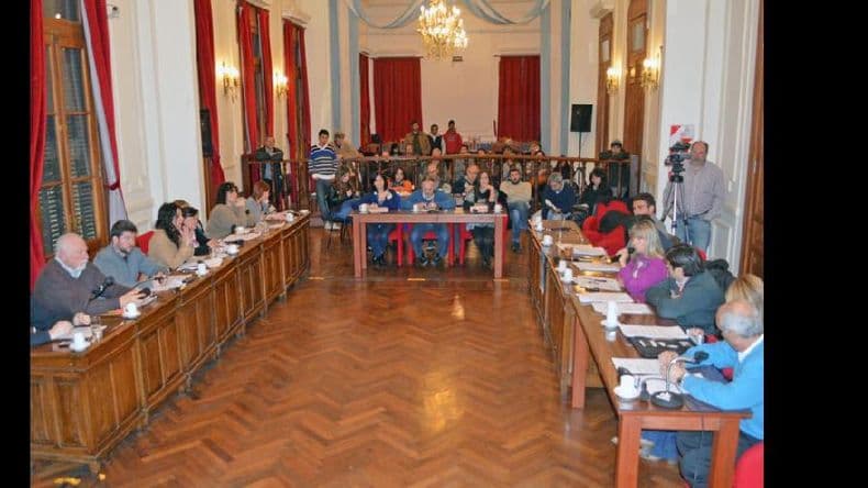 Sesión especial y de tablas en el Concejo Deliberante