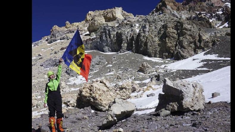 Una niña rumana de 12 años se convirtió en la persona más joven en escalar el Aconcagua