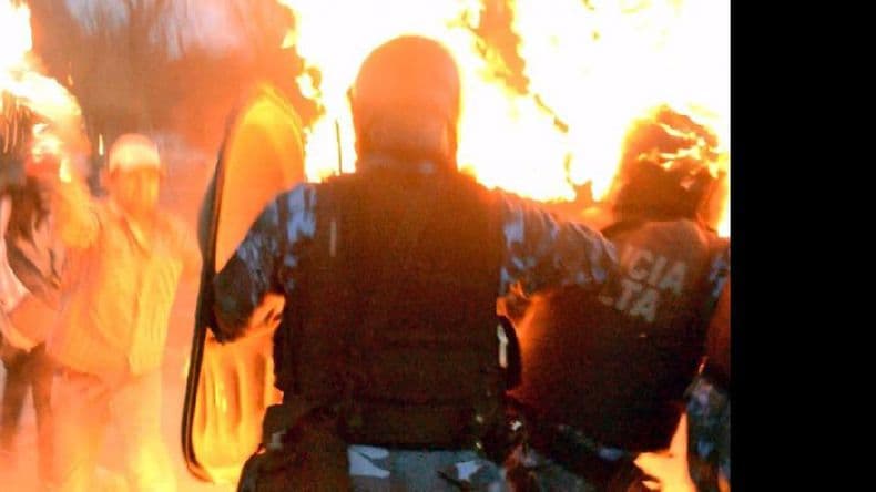 Graves incidentes durante una manifestación en Salta