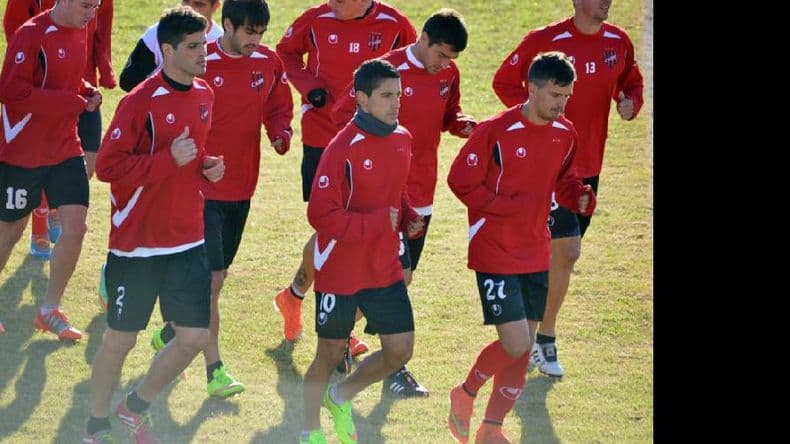 Douglas Haig viajó hacia Mendoza con la formación titular confirmada
