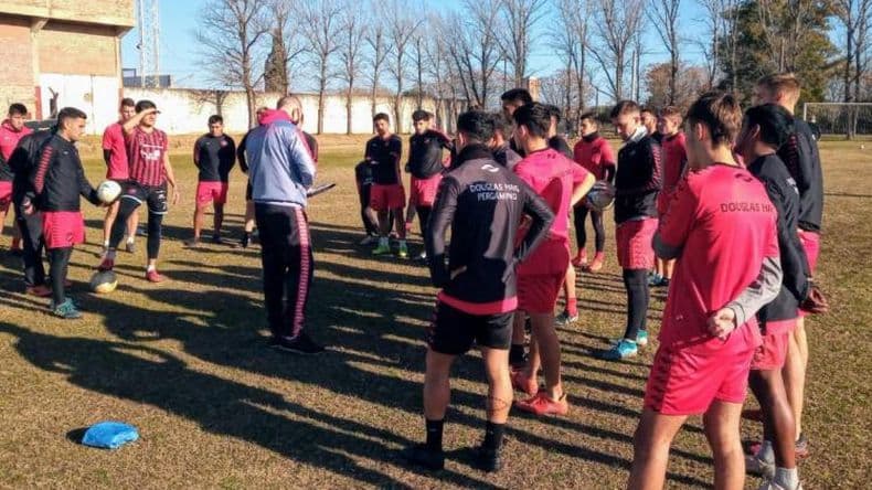 Douglas trabaja con la mente puesta en el partido del sábado ante Depro