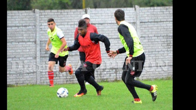 Lippi prepara el equipo para recibir mañana a Estudiantes