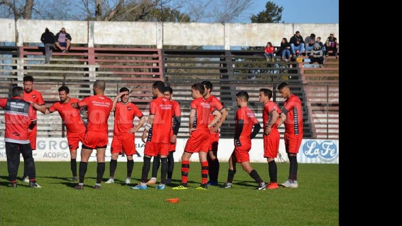 Douglas está listo para debutar el próximo domingo en el Federal A