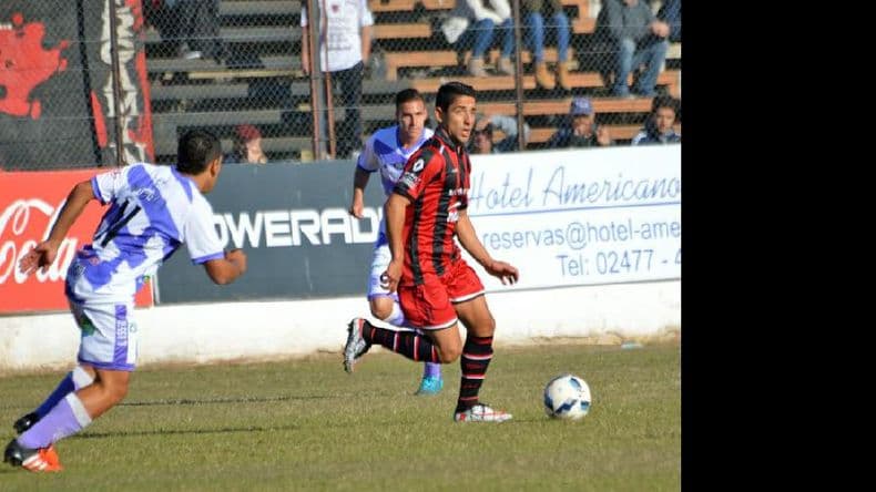 Douglas, rodeado de incertidumbres, comenzó a preparar su último partido