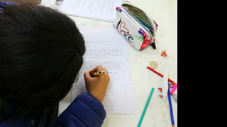 Cabaña Joven continúa con el apoyo escolar a los chicos