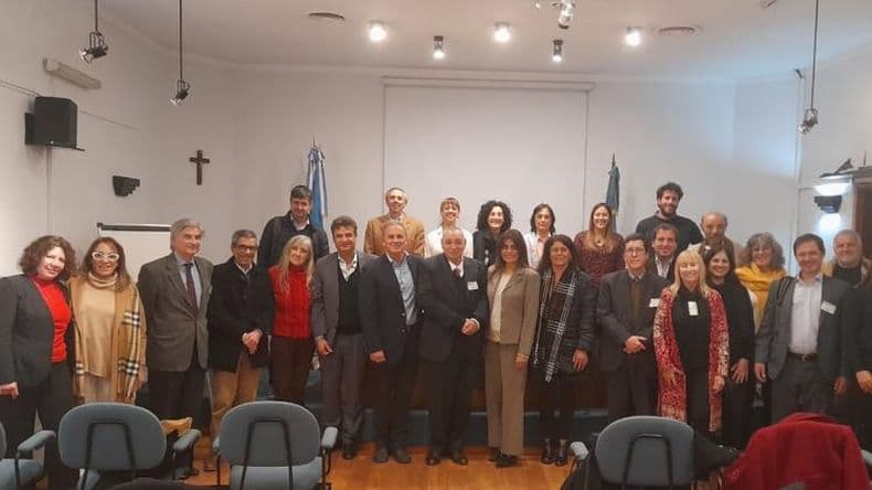Se realizó un sentido homenaje en memoria del Dr. Gustavo Apesteguía