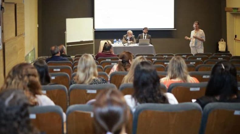 Comenzó el curso de Instituciones de derecho Municipal y Revisión Judicial