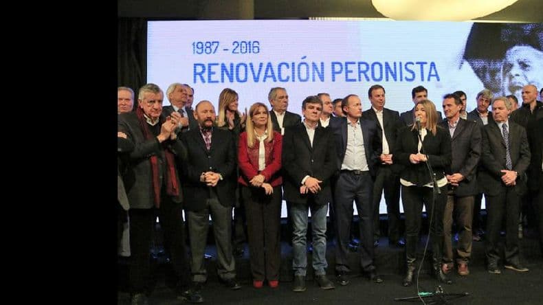 Sin el kirchnerismo, el peronismo convocó a unirse para las legislativas de 2017