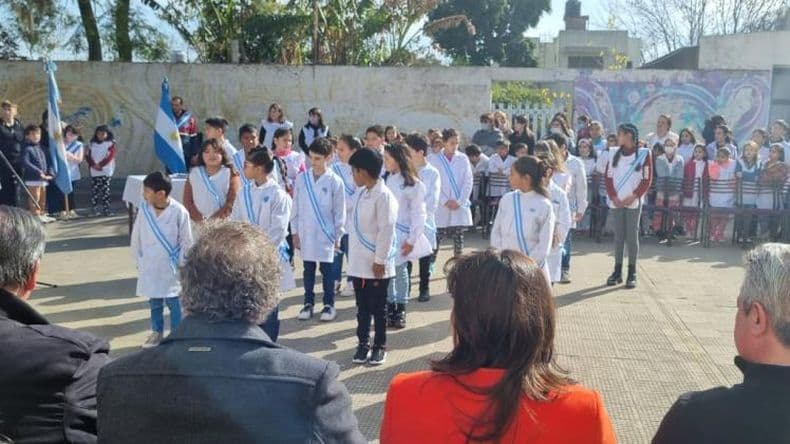 El intendente Javier Martínez participó del homenaje a Manuel Belgrano en El Socorro