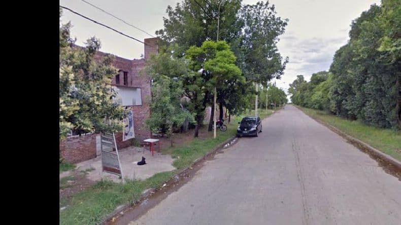 Asaltaron un almacén en el barrio Otero y le robaron a un joven la moto bajo amenazas