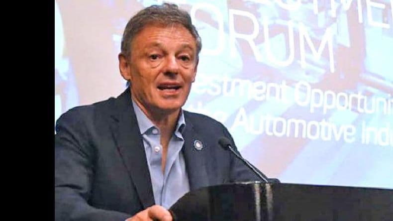 El Gobierno lanzó un plan de reducción burocrática en varios sectores