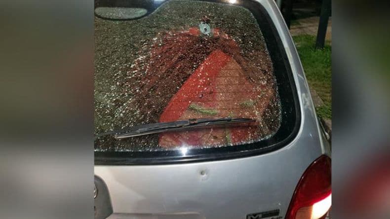 Balearon un auto e hirieron a una madre y su hija de 12 años