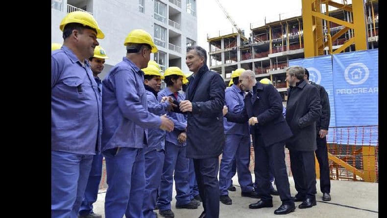 Macri instó a bajar el consumo de energía