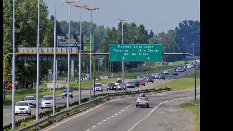 Por el feriado largo, se movilizó más gente pero gastó menos que en 2016