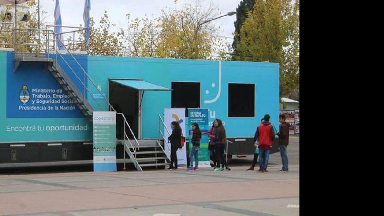Oportunidad laboral: llega este jueves el móvil de “Empleo Joven” a Pergamino