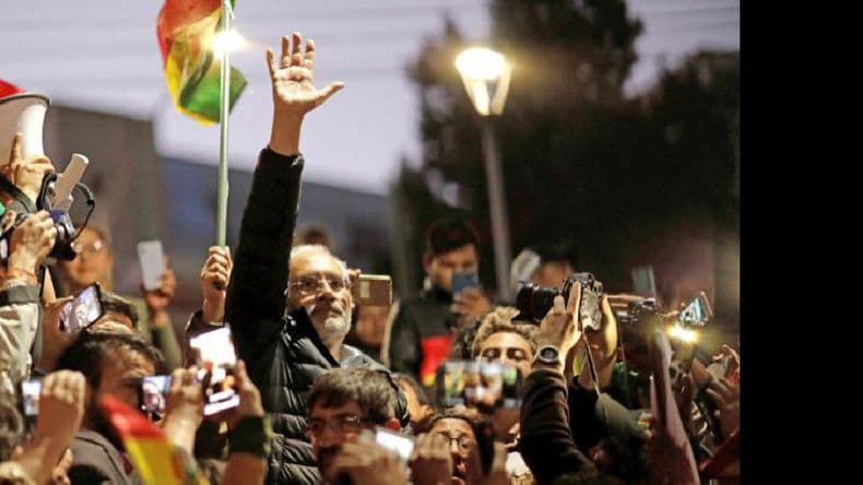 Carlos Mesa le respondió a Evo Morales y llamó a la “movilización permanente”