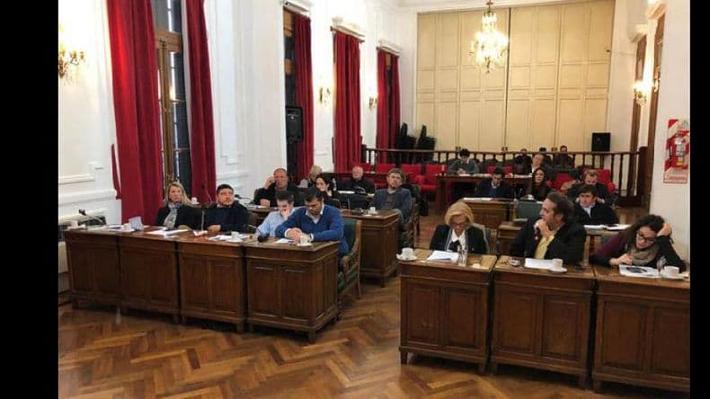 El Concejo aprobó el nuevo estacionamiento medido