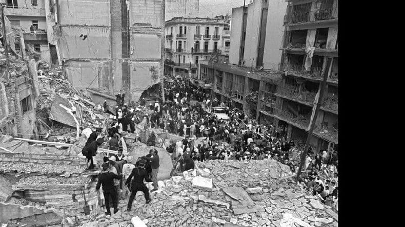 Amia: buscan identificar a una víctima que sigue como NN casi 21 años después