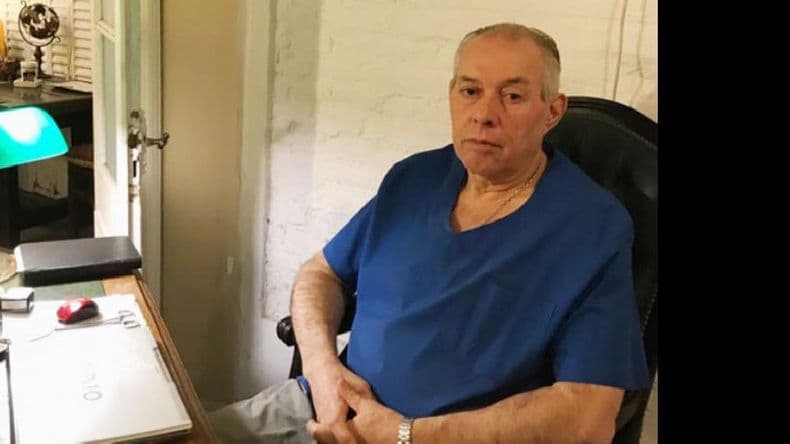 El médico que prescribió dióxido de cloro a un paciente no podía ejercer