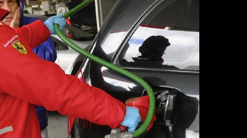 Combustibles: el Gobierno autorizó un aumento del 4%