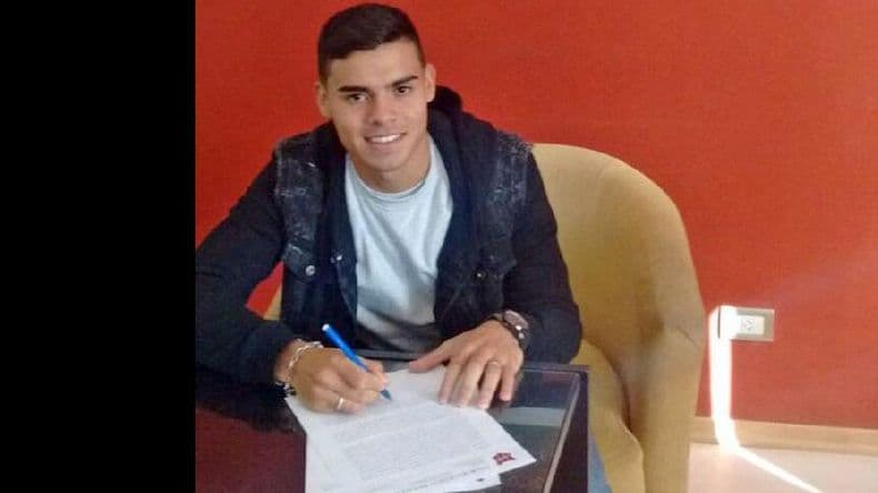 Douglas: llegó el tercer refuerzo para Lippi, el delantero Leonardo Villalba