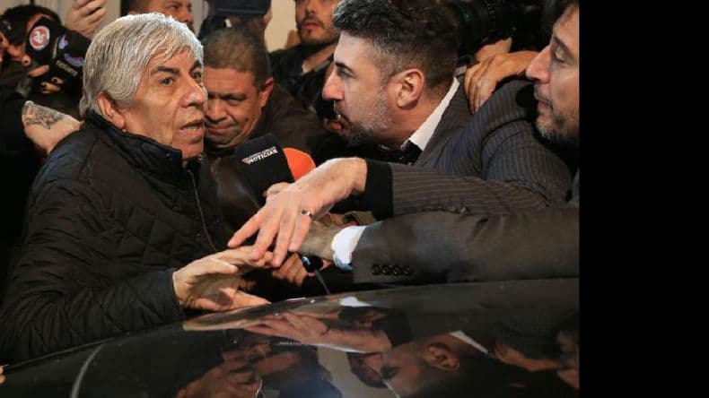 Moyano advirtió al Gobierno que “si no hay señales, no queda otra salida” que un paro