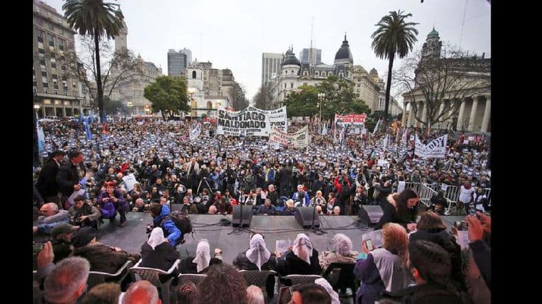 Una masiva marcha reclamó la “aparición con vida” de Maldonado
