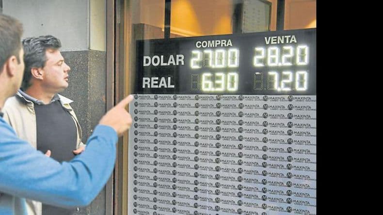 Por el efecto dólar, la deuda bonaerense aumentó un 30% desde diciembre