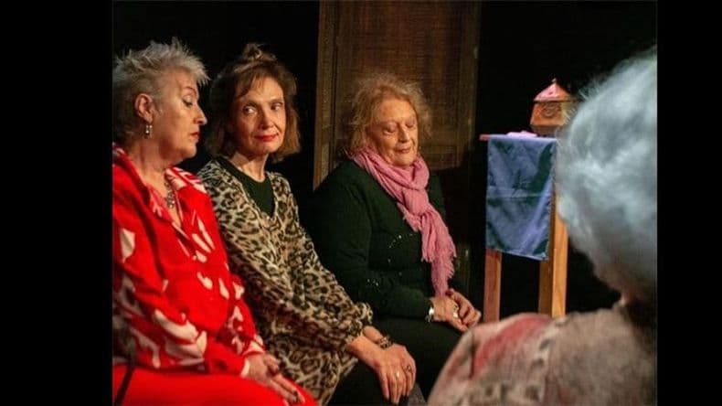 El grupo de teatro "Nosotras" estrena en Habemus "Mujeres de ceniza"