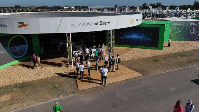 Bayer se suma junto a Telecom para optimizar la conectividad rural