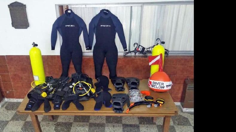 Bomberos adquirió dos equipos de buceo y continúa con los cursos de capacitación