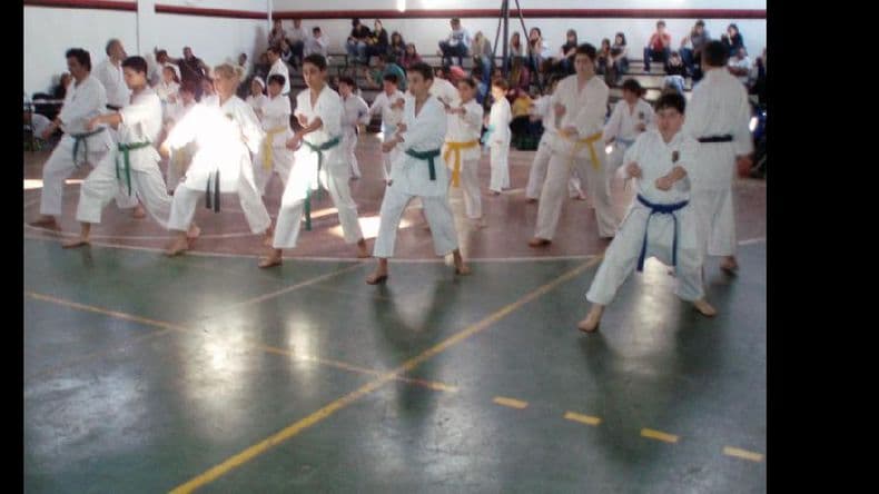 Karate: examen en el dojo de Douglas