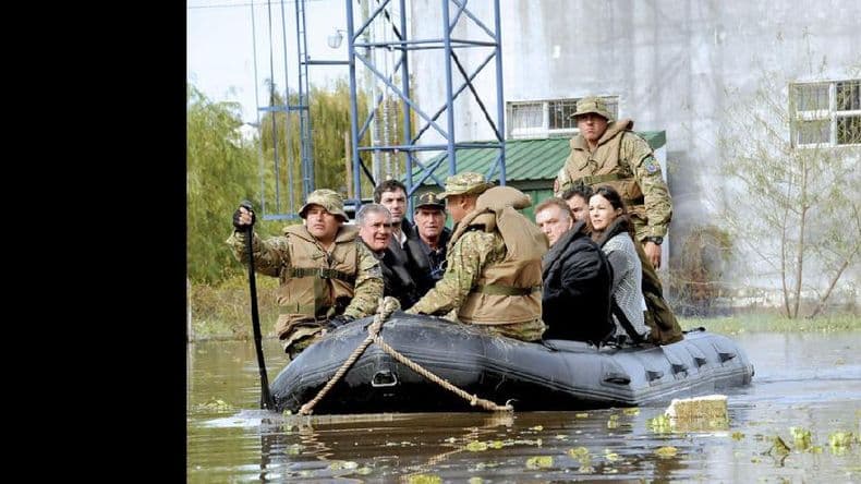El Gabinete Social recorrió zonas inundadas de Villa Paranacito