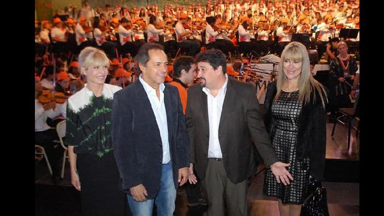 Scioli y Closs en el festival “Iguazú en Concierto” junto a jóvenes de todo el mundo
