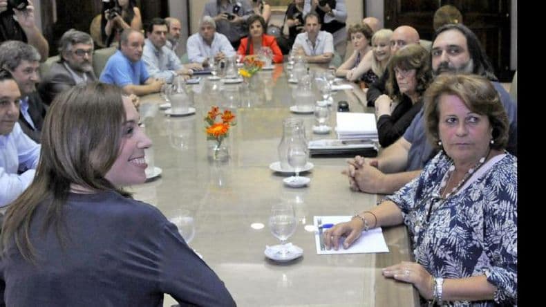 Convocan a gremios docentes a una Comisión Técnica Salarial para el lunes