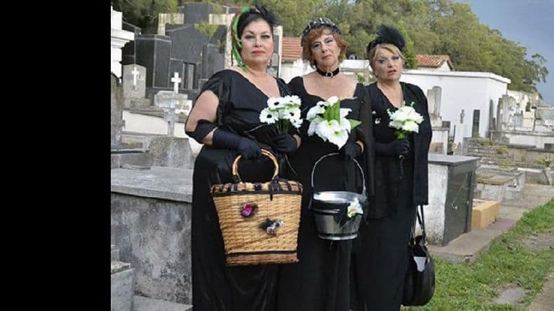 “Mujeres de negro”, una mirada irónica de las relaciones de pareja