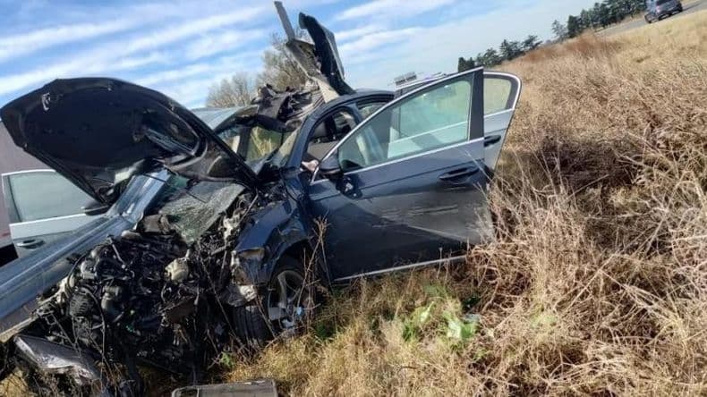 El ex juez Mario Climaco y su esposa chocaron contra el guardarrail de la autopista de la ruta 8