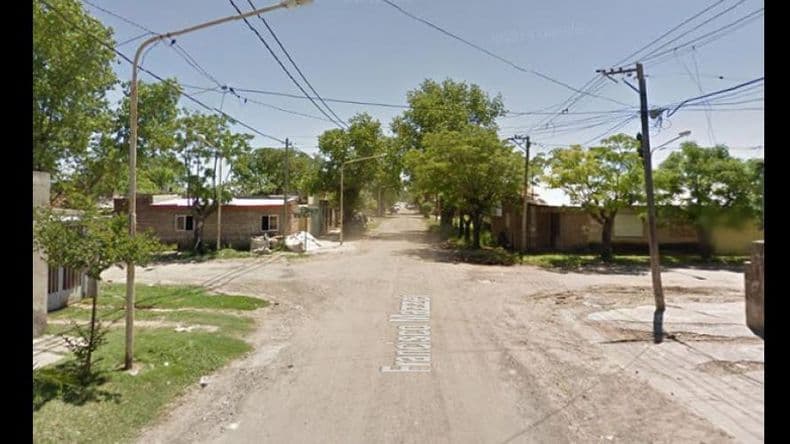 Un padre y su hijo fueron atacados a los tiros por dos sujetos en el barrio Hernández