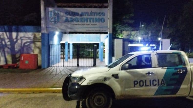 Delincuentes ingresaron a robar en el Club Argentino