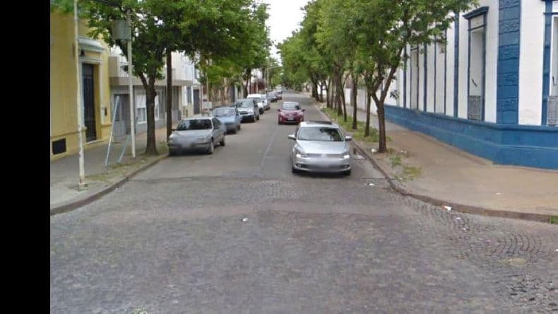 Apuñalaron a un hombre de 70 años para robarle en pleno Centro