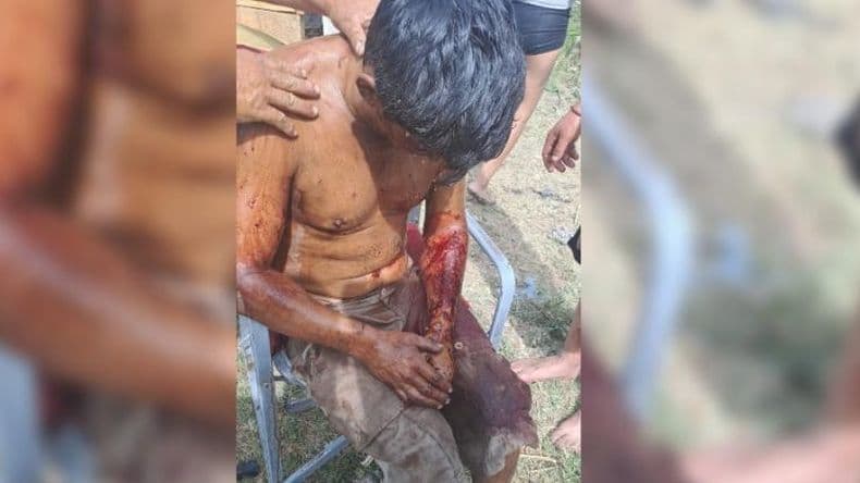 Hay seis detenciones por agresión e incendio a los moradores de una casa