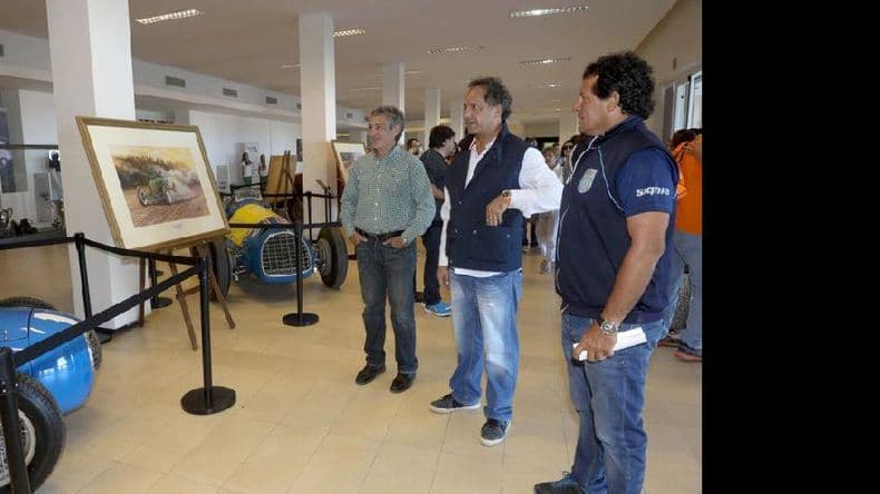 Scioli acusó a Massa de querer “menospreciar políticas nacionales”